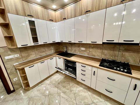 квартира за адресою Героїв Крут вул., 3