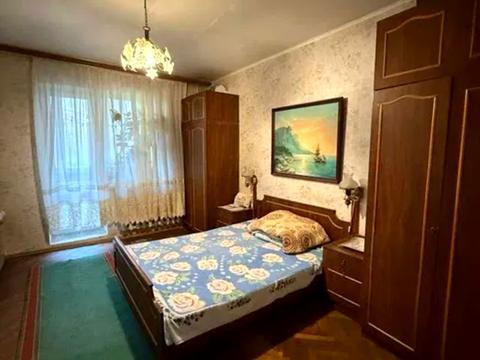 квартира за адресою Дмитра Луценка вул. (Крейсера "Аврора"), 15-А