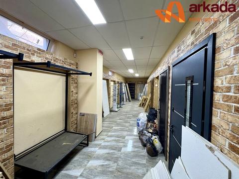 комерційна за адресою Володимира Івасюка вул., 76а