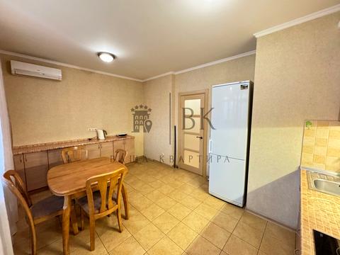 квартира за адресою Авіаконструктора Ігоря Сікорського вул. (Танкова), 4-В