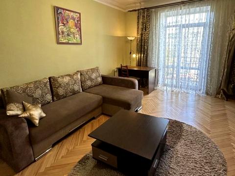 квартира за адресою Андрія Мельника вул. (), 8