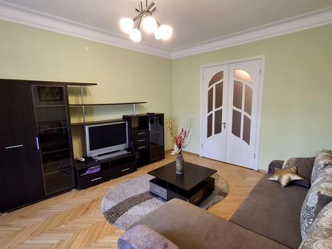 квартира за адресою Андрія Мельника вул. (), 8