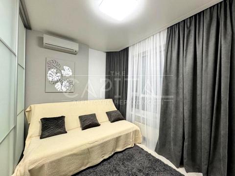 квартира по адресу Александра Мишуги ул., 2