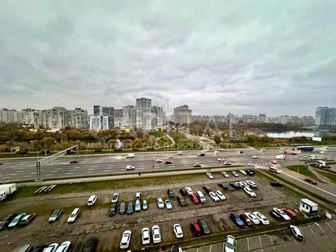 квартира по адресу Александра Мишуги ул., 2