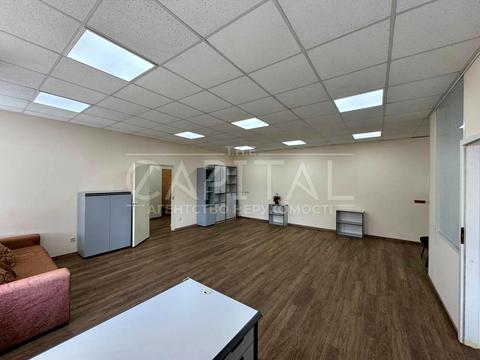 комерційна за адресою Терещенківська вул., 21