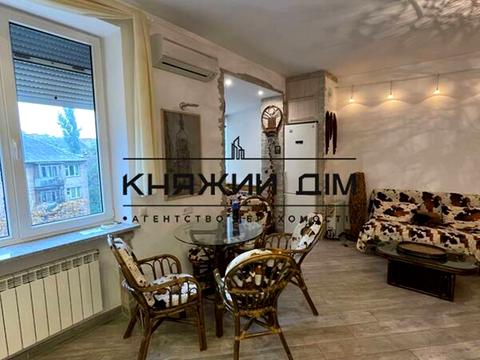 квартира за адресою Бастіонна вул., 14-А