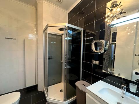 квартира за адресою Шовковична вул., 32/34