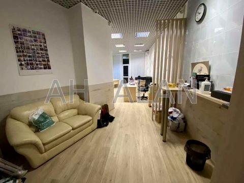 коммерческая по адресу Евгения Коновальца ул. (Щорса), 36Д