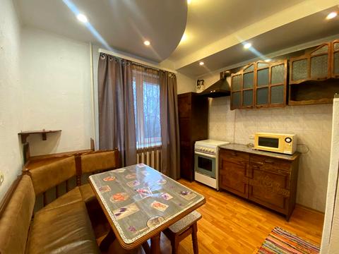 квартира по адресу Кулика і Гудачека ул. (Макарова), 36