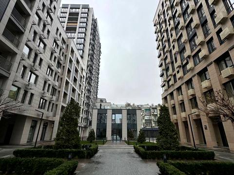 комерційна за адресою Бульварно-Кудрявська вул. (Воровського), 17-А