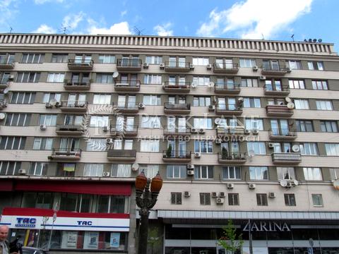 комерційна за адресою Тараса Шевченка бульв., 2