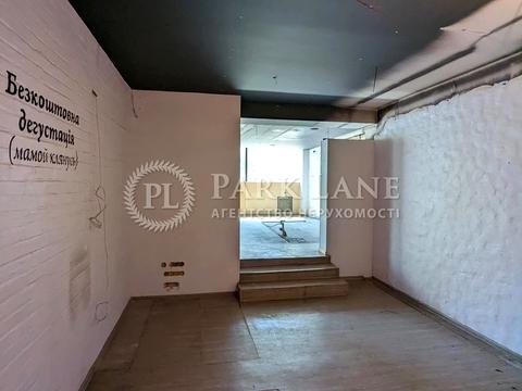 комерційна за адресою Тараса Шевченка бульв., 2