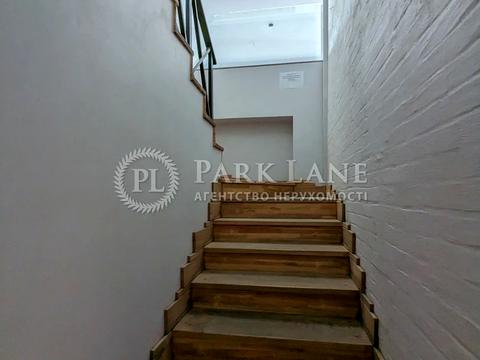 комерційна за адресою Тараса Шевченка бульв., 2