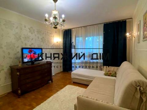 квартира за адресою Докії Гуменної вул. (Юрія Смолича), 4