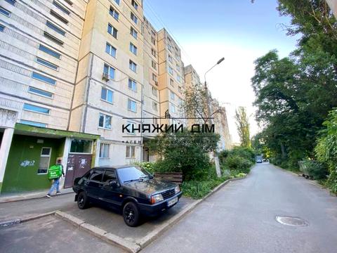 квартира за адресою Докії Гуменної вул. (Юрія Смолича), 4