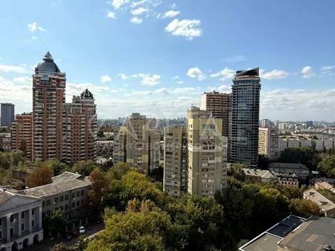 квартира за адресою Панаса Мирного вул., 28-А