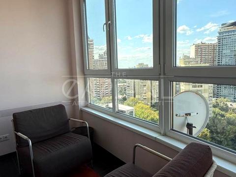 квартира за адресою Панаса Мирного вул., 28-А