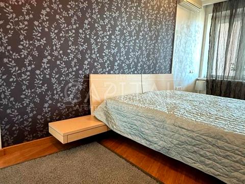 квартира за адресою Панаса Мирного вул., 28-А