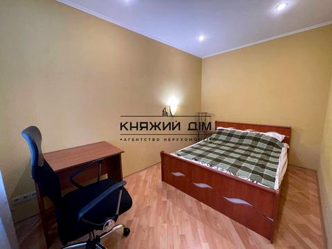 квартира за адресою Миколи Міхновського бульв. (Дружби Народів), 8