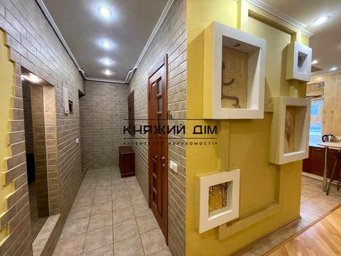 квартира за адресою Миколи Міхновського бульв. (Дружби Народів), 8