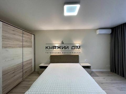 квартира за адресою Михайла Максимовича вул. (Онуфрія Трутенка), 32-Б