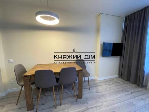 квартира за адресою Михайла Максимовича вул. (Онуфрія Трутенка), 32-Б