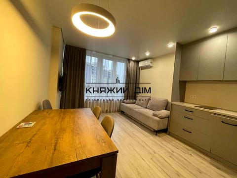 квартира за адресою Михайла Максимовича вул. (Онуфрія Трутенка), 32-Б