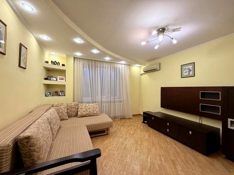 квартира за адресою Київ, Драгоманова вул., 15-А