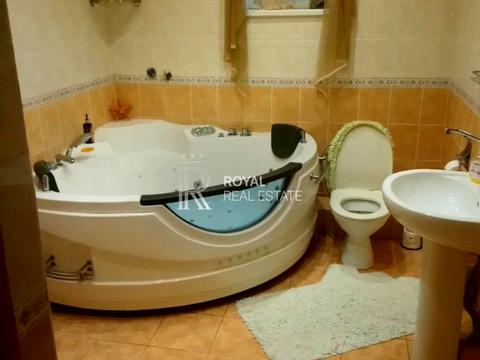 будинок за адресою Травнева вул., 2