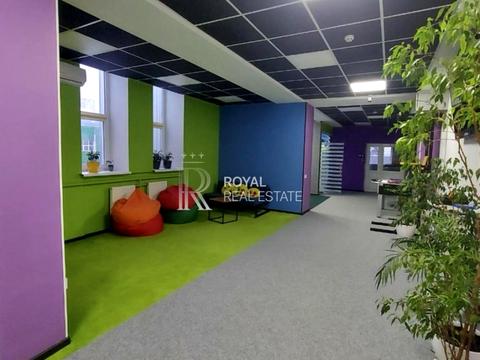 комерційна за адресою Ростиславська вул. (Маршала Рибалка), 11