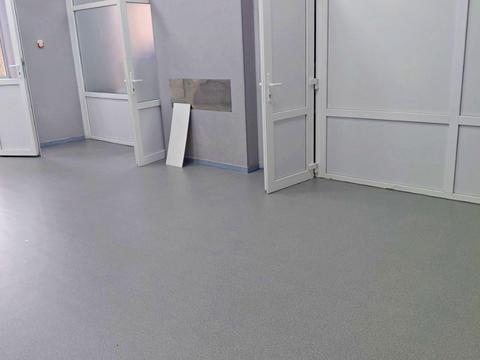 коммерческая по адресу Николая Амосова ул., 4