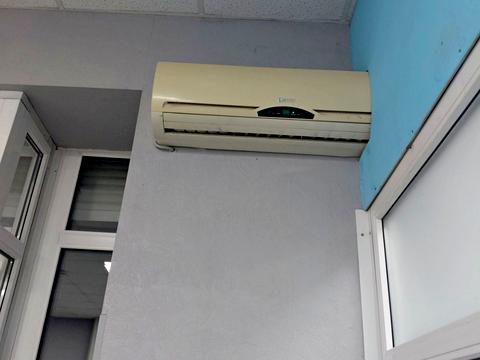 коммерческая по адресу Николая Амосова ул., 4