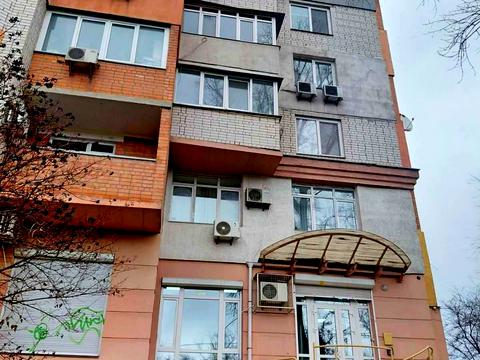 коммерческая по адресу Николая Амосова ул., 4