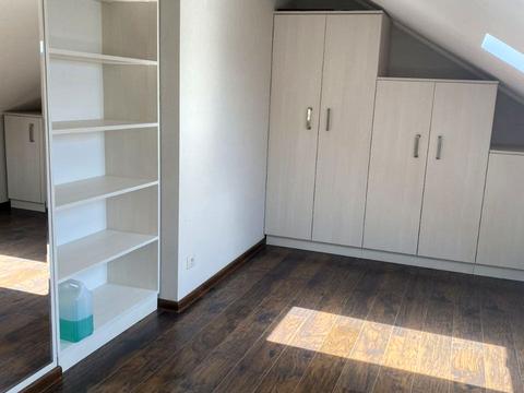 квартира за адресою Вишнева вул., 1