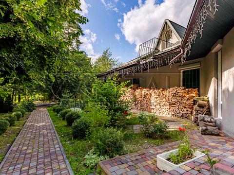 будинок за адресою Фруктова