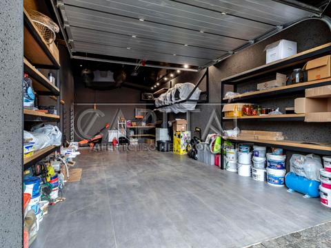 дом по адресу Східна