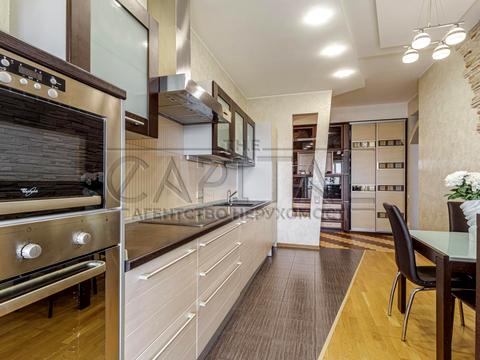 квартира за адресою Київ, Володимира Івасюка просп. (Героїв Сталінграду), 6