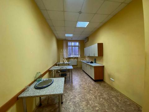 комерційна за адресою Академіка Палладіна просп., 44-А