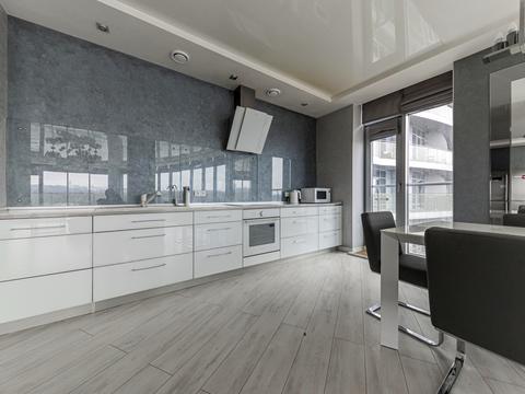 квартира по адресу Раисы Окипной ул., 18