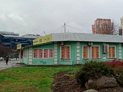 комерційна за адресою Либідська пл., 1