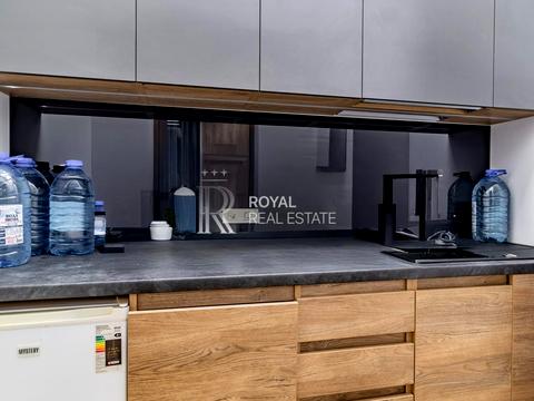 коммерческая по адресу Грушевського Михайла вул., 9