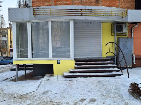 комерційна за адресою Науки просп. (Гагаріна), 131