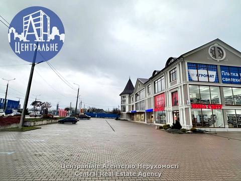 комерційна за адресою Хотинська вул., 39в