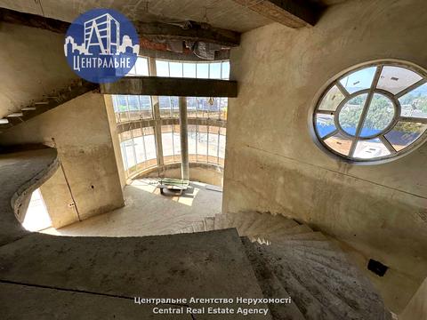 комерційна за адресою Хотинська вул., 39в