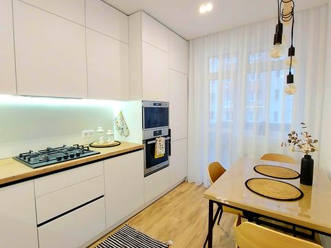 квартира за адресою Кругла вул., 15