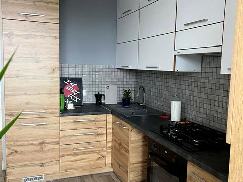 квартира за адресою Євгена Рихліка вул. (5-й Щорса), 13