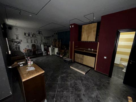 комерційна за адресою Стрийська вул., 66