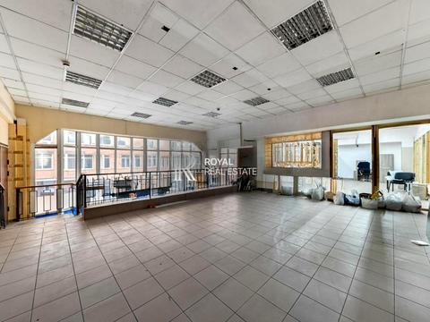 комерційна за адресою Павлівська вул., 18