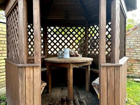 дом по адресу Приозерна