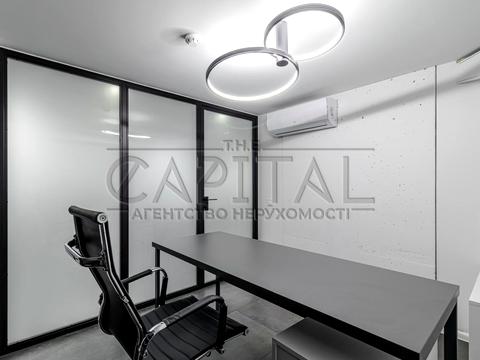 коммерческая по адресу вул. Осокорська, 2а